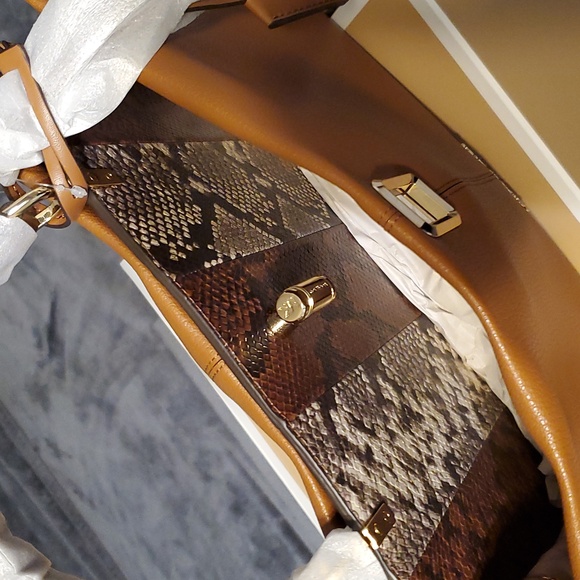 Purse - Picture 4 of 4